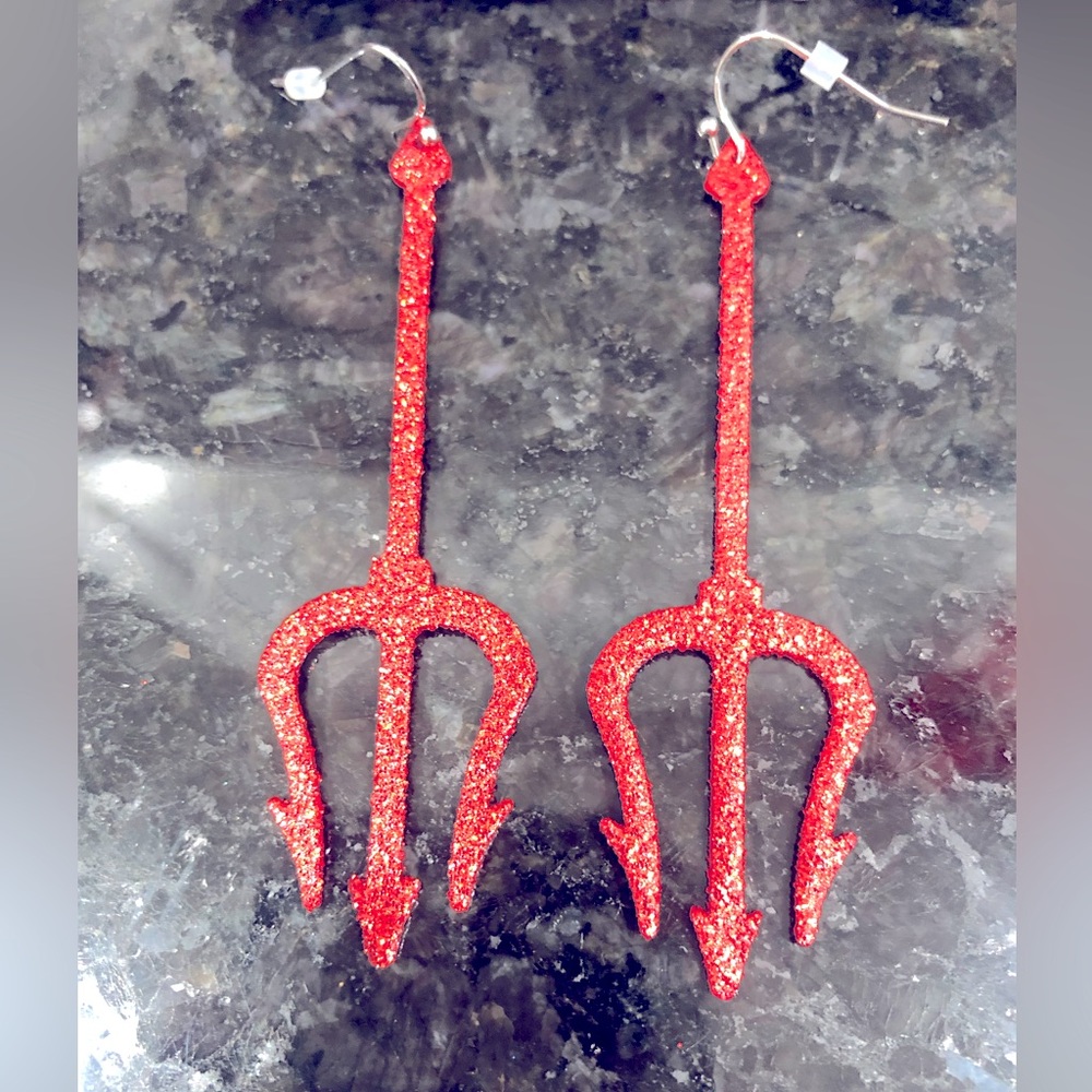 Pitchfork Earrings!